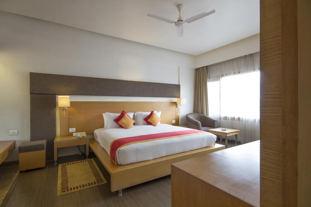 Dolphin Hotel Visakhapatnam Quarto foto